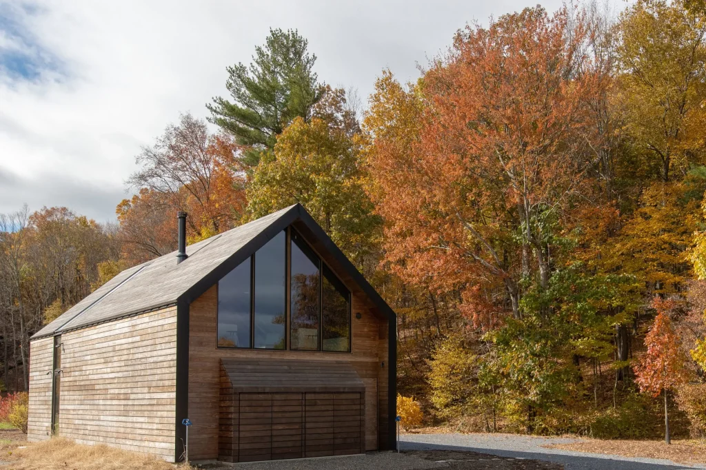 Ślad węglowy: Kebony vs tropikalne drewno liściaste